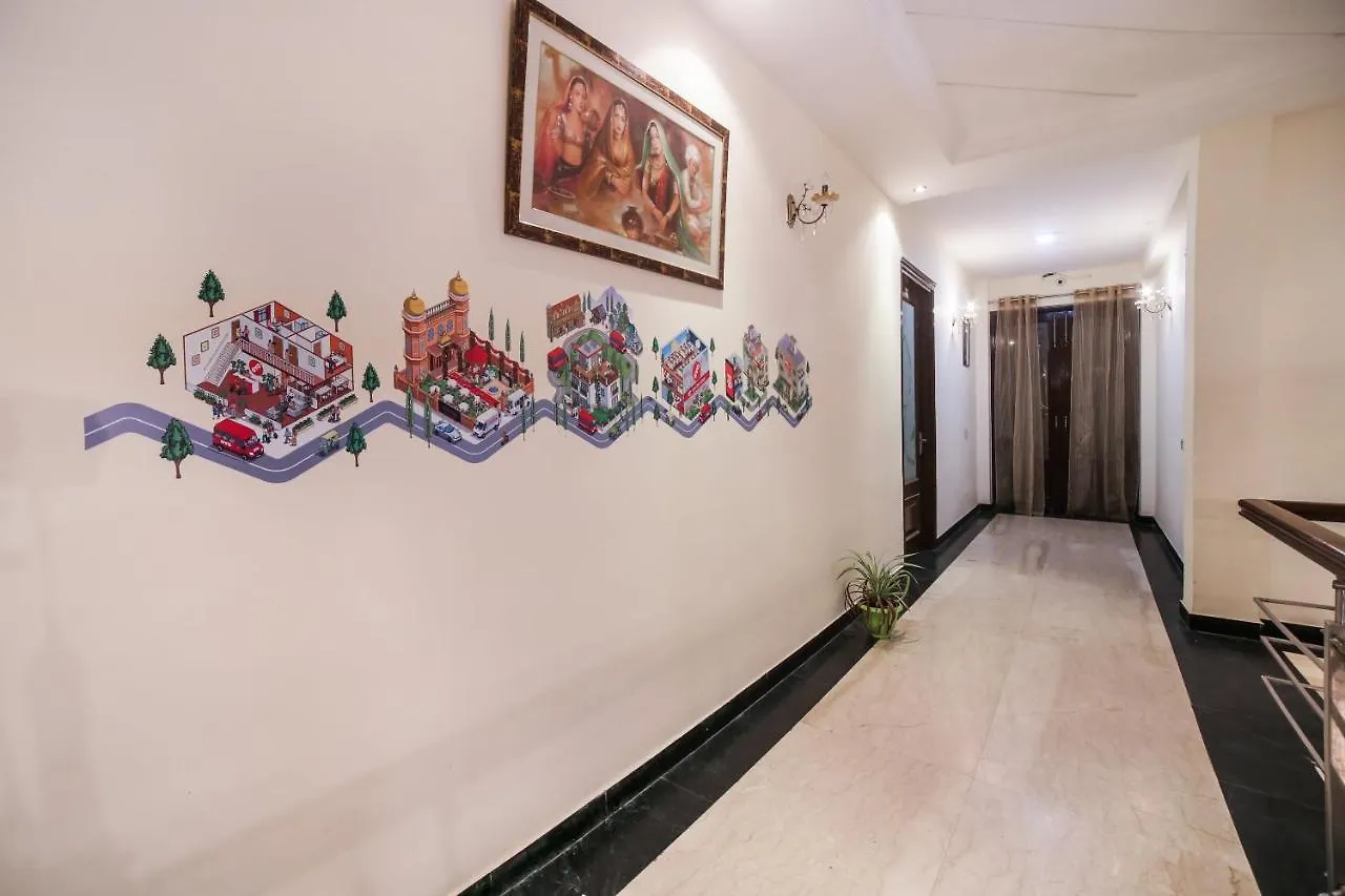 Oyo 15376 Purple Star Hotel Γκουργκάον 3*,